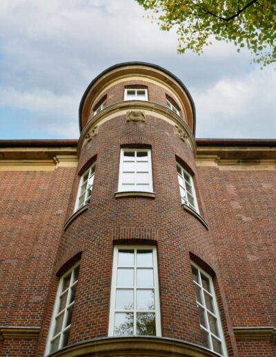 PHILIPP NÜTHEN BAU UND DENKMAL - Projekt Gymnasium Kaiser-Friedrich-Ufer, Hamburg